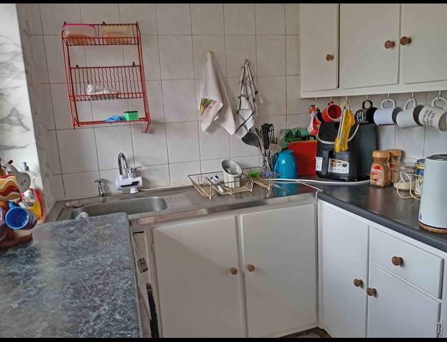 2 BEDROOM FLAT FOR SALE IN BLUFF